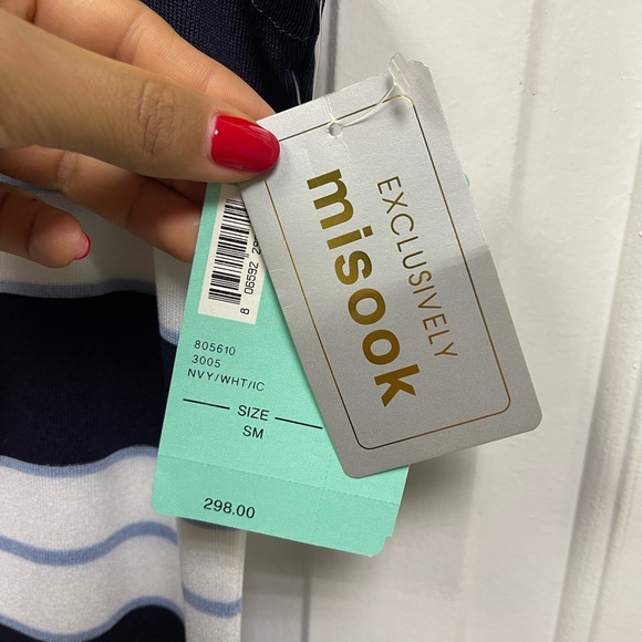 Exclusively Misook striped dress - Picture 7 of 7